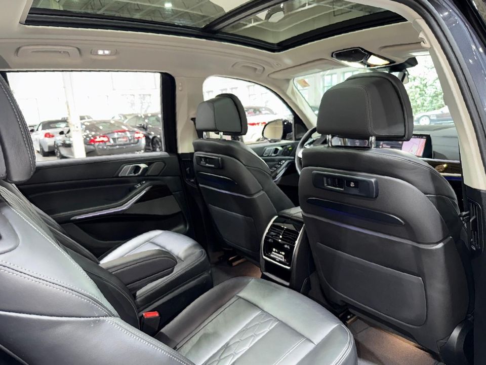 2020 BMW X7