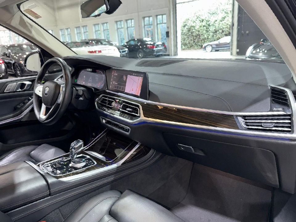 2020 BMW X7