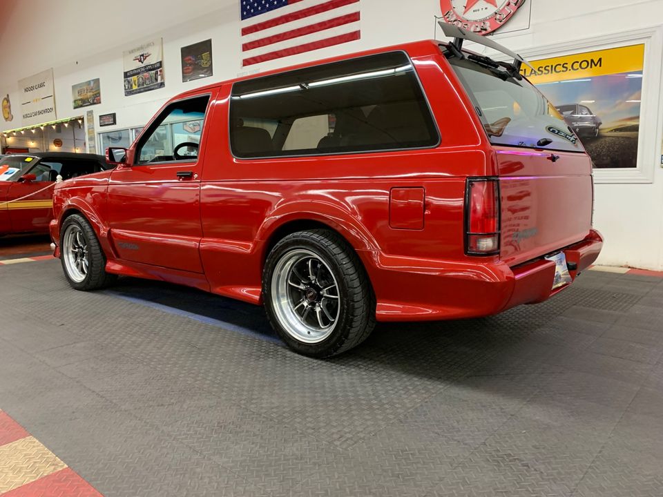 1992 GMC Typhoon
