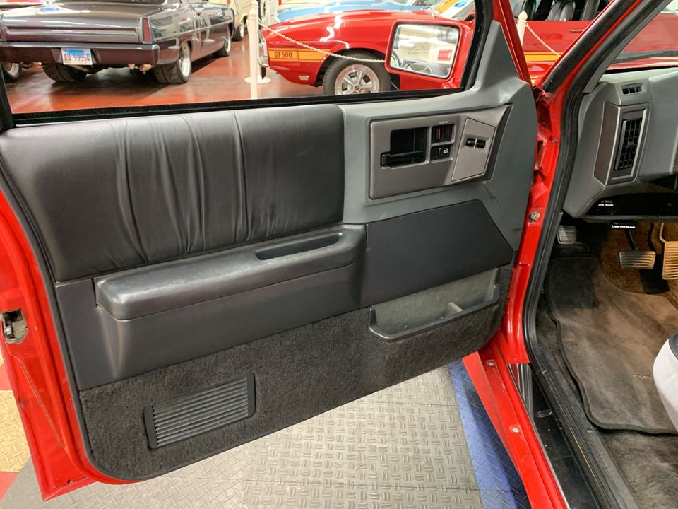 1992 GMC Typhoon