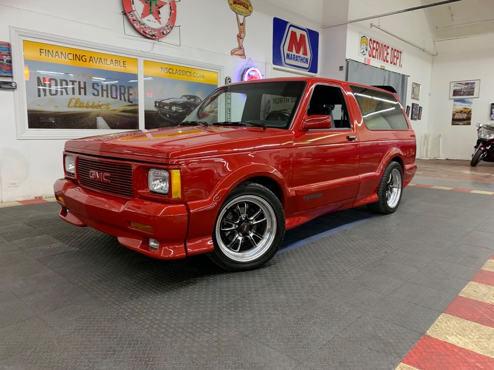 1992 GMC Typhoon