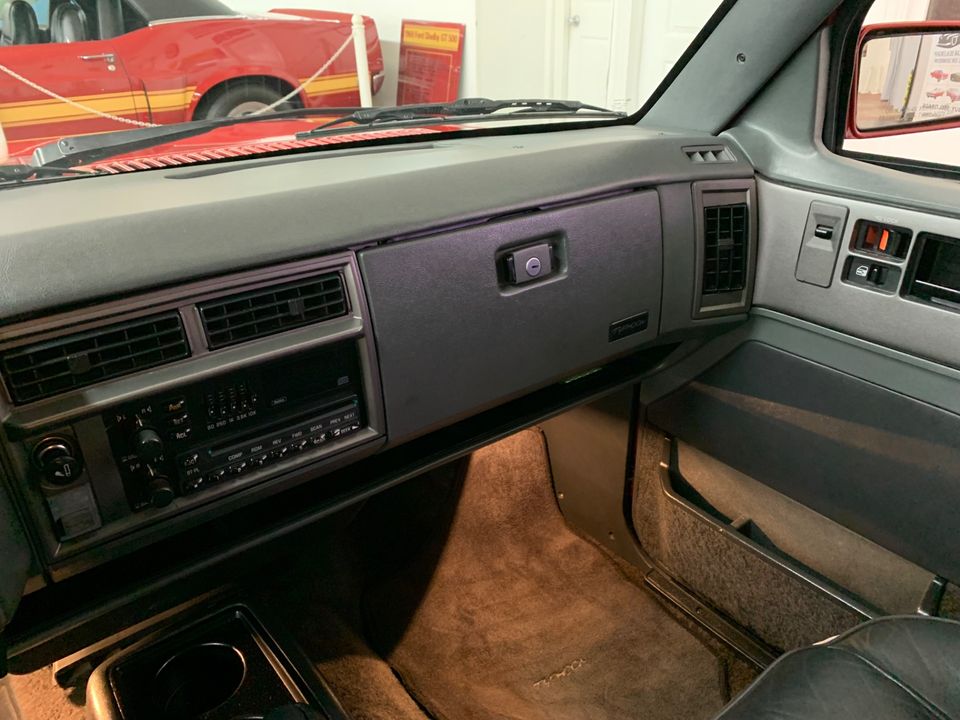 1992 GMC Typhoon