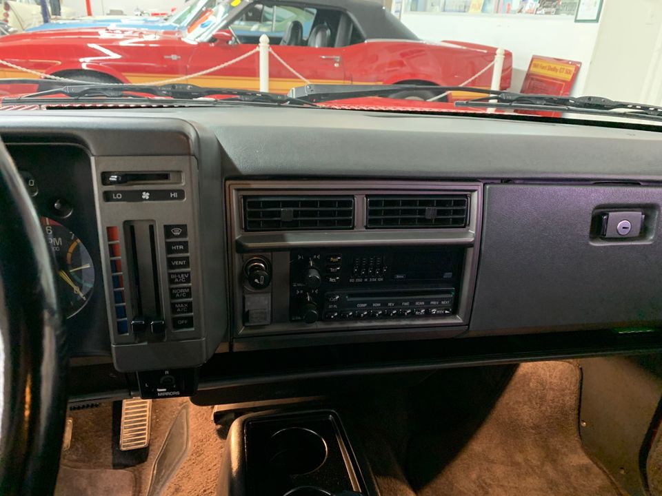 1992 GMC Typhoon