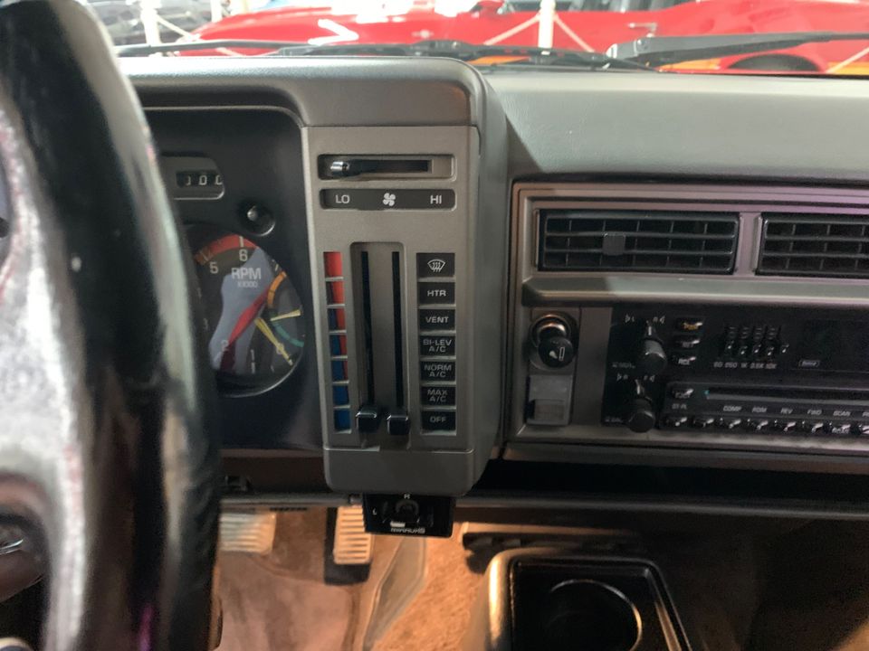 1992 GMC Typhoon