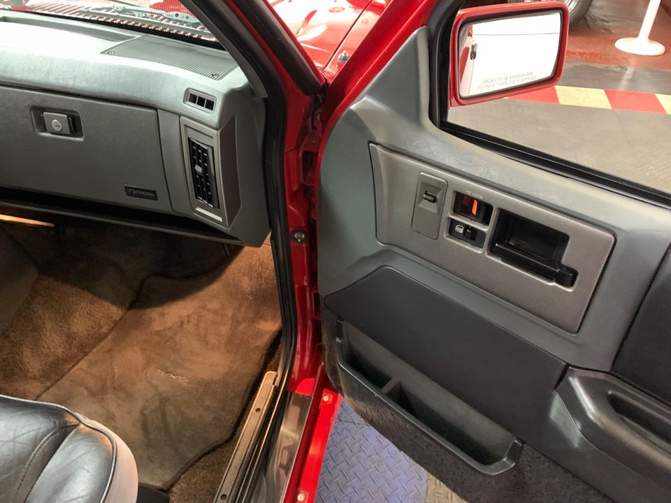 1992 GMC Typhoon