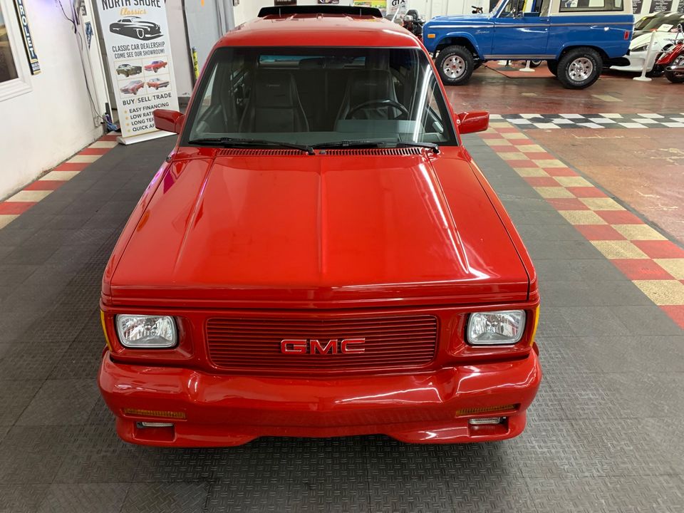 1992 GMC Typhoon