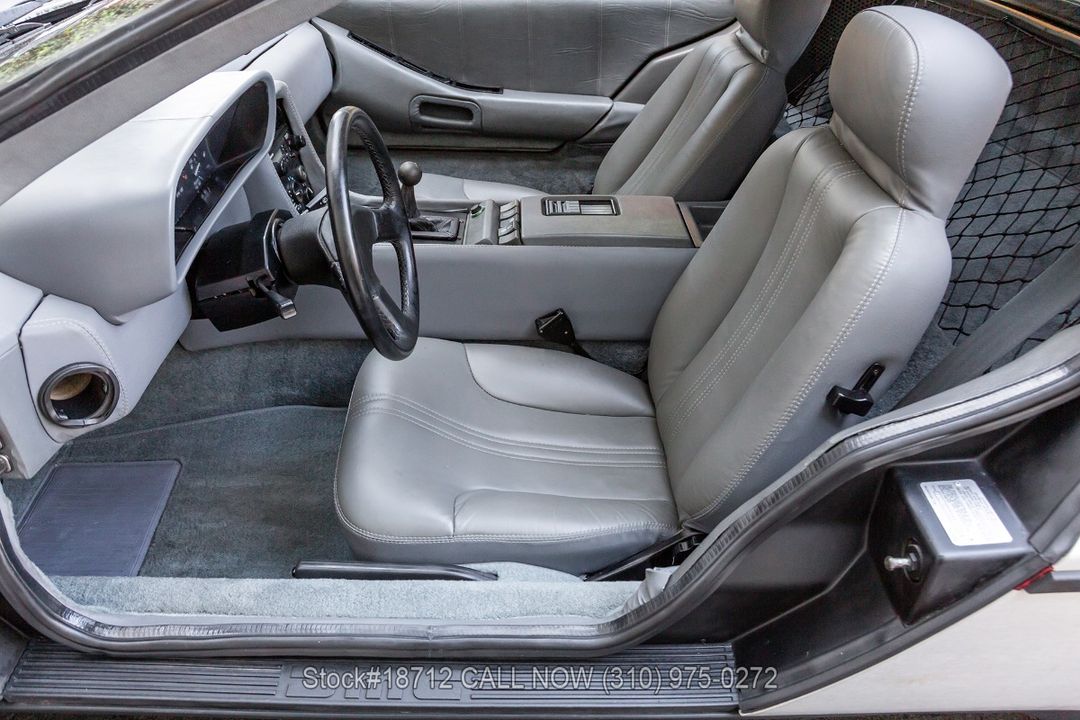 1981 DeLorean DMC-12