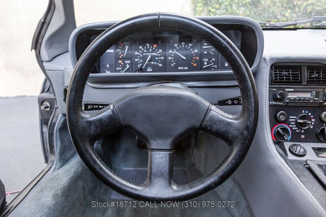 1981 DeLorean DMC-12