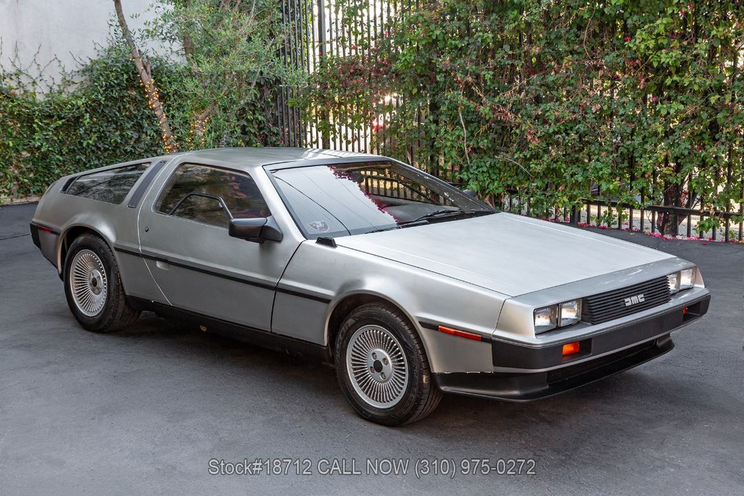1981 DeLorean DMC-12