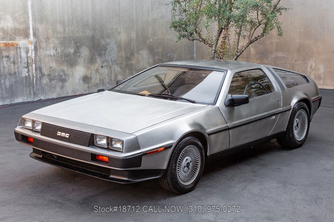 1981 DeLorean DMC-12