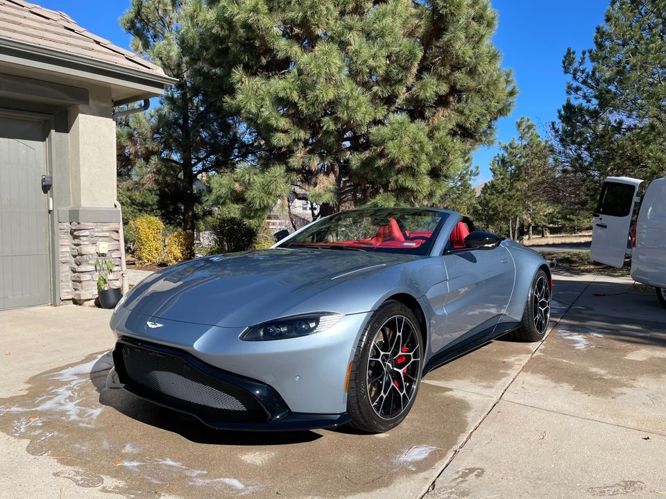 2021 Aston Martin Vantage