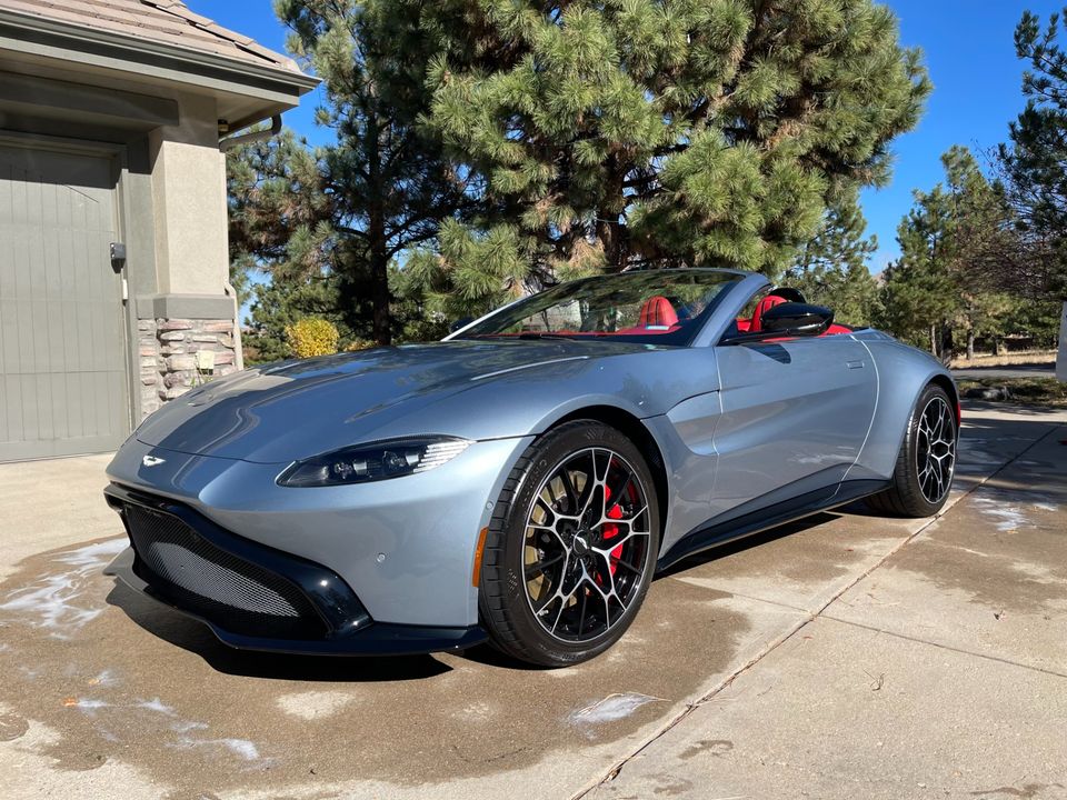 2021 Aston Martin Vantage