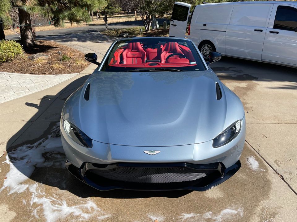 2021 Aston Martin Vantage