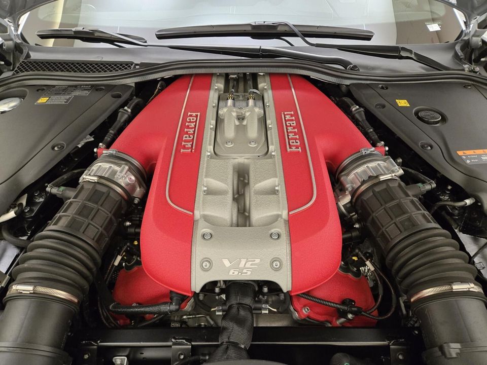 2020 Ferrari 812 Superfast