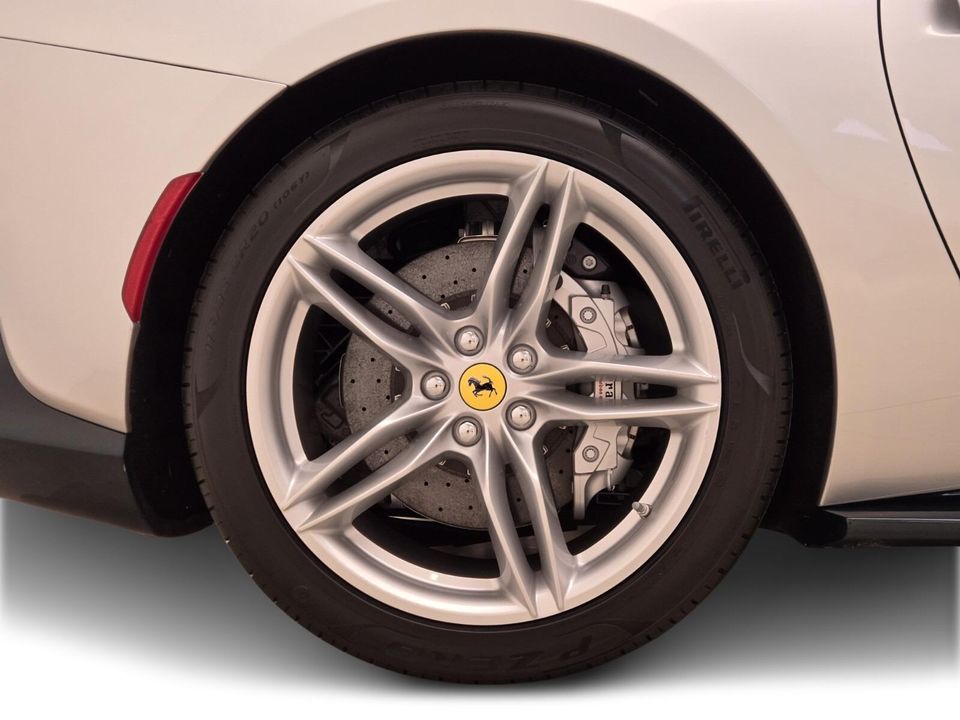 2020 Ferrari 812 Superfast