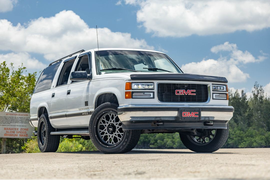 1999 GMC Suburban