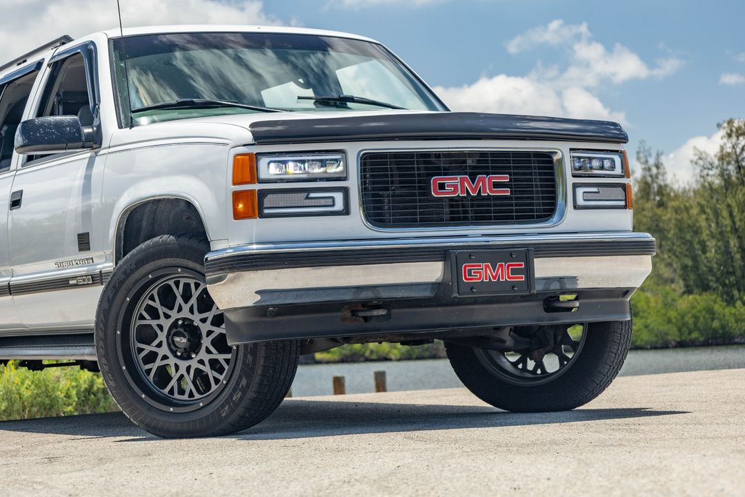 1999 GMC Suburban