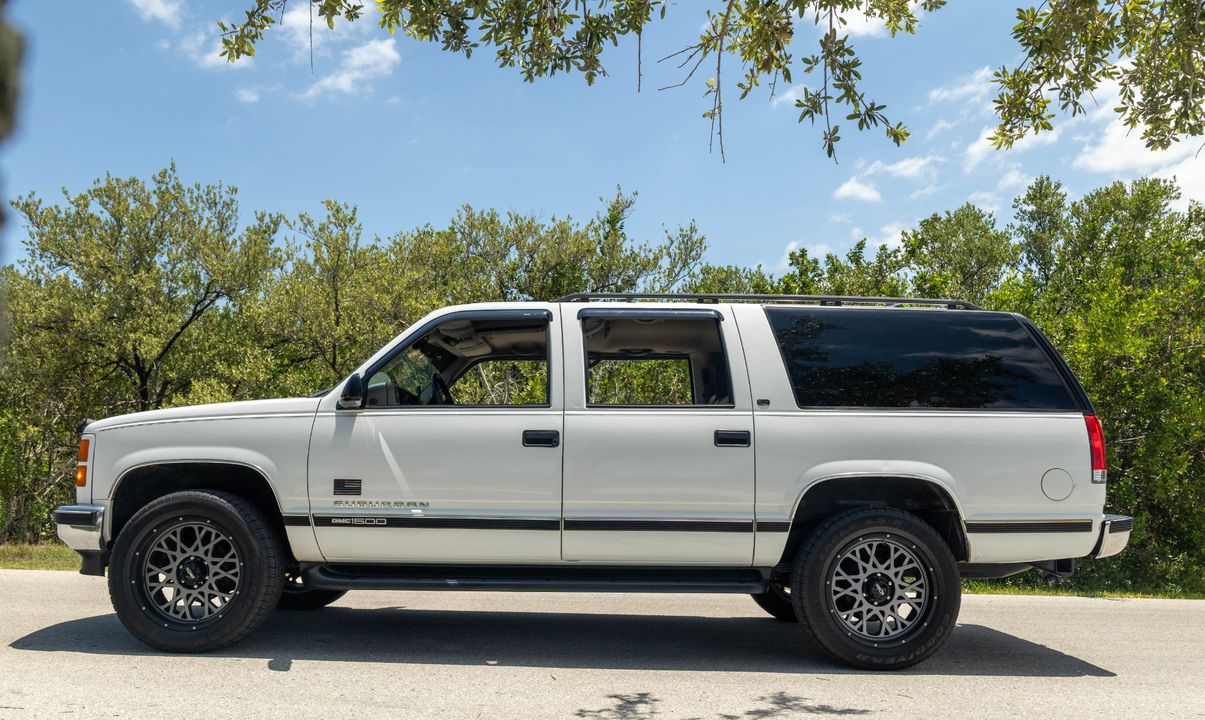 1999 GMC Suburban