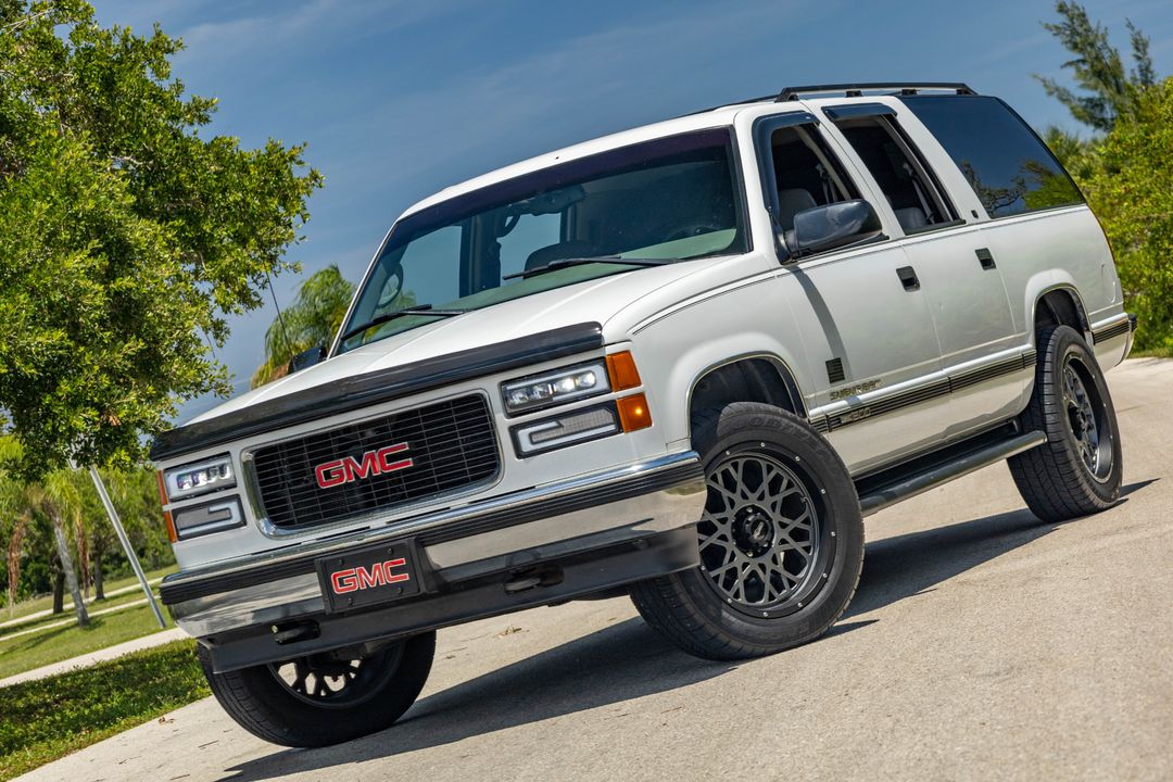 1999 GMC Suburban