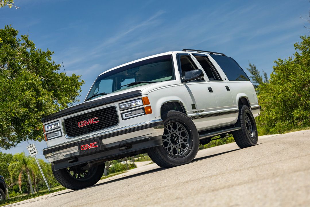 1999 GMC Suburban