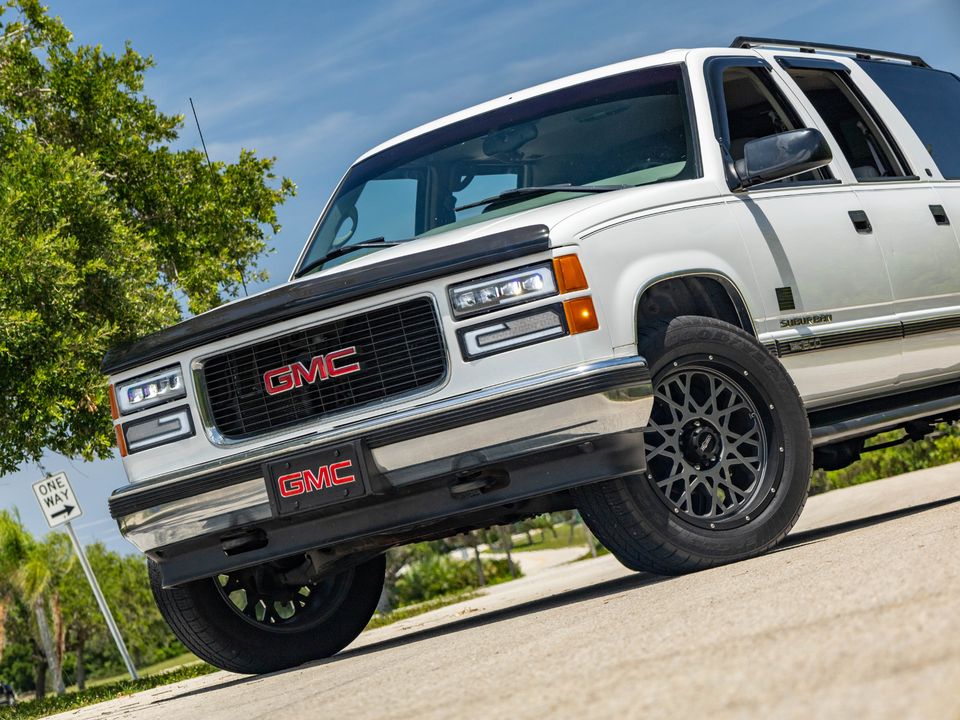 1999 GMC Suburban