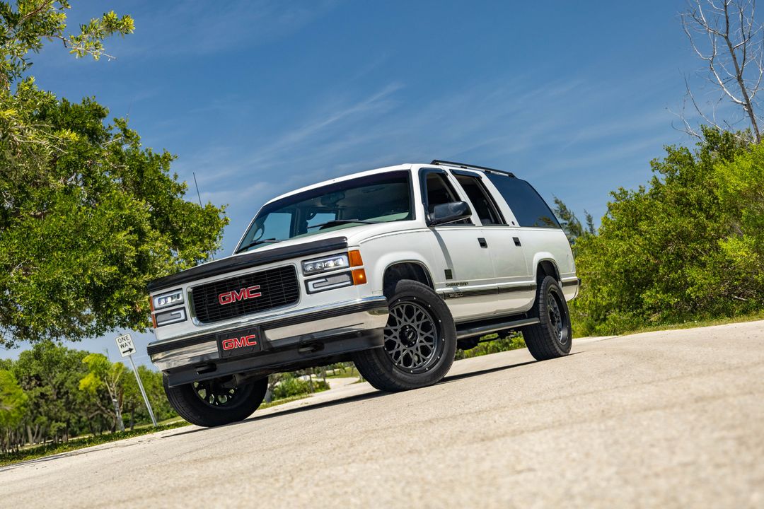 1999 GMC Suburban