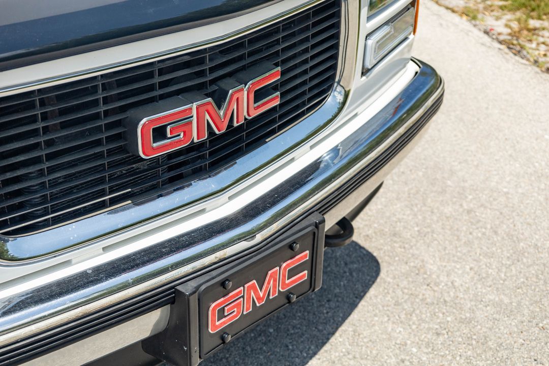 1999 GMC Suburban