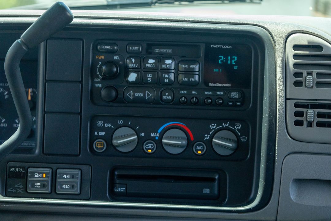 1999 GMC Suburban