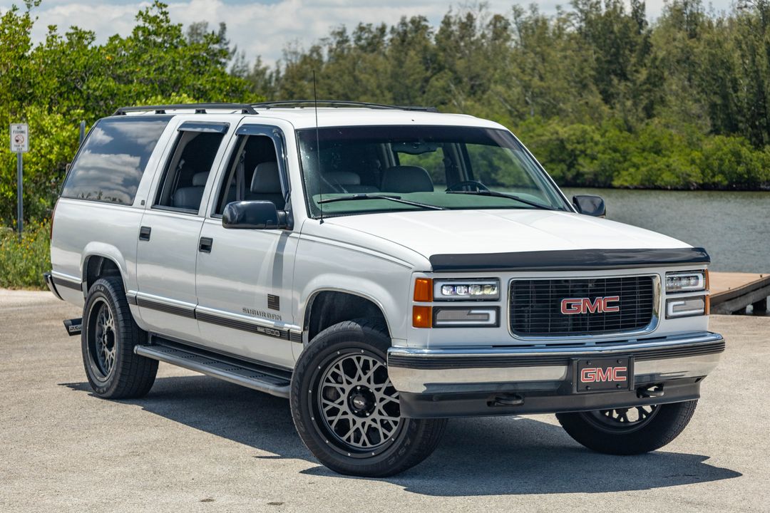 1999 GMC Suburban