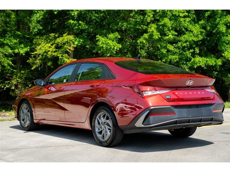 2024 Hyundai Elantra