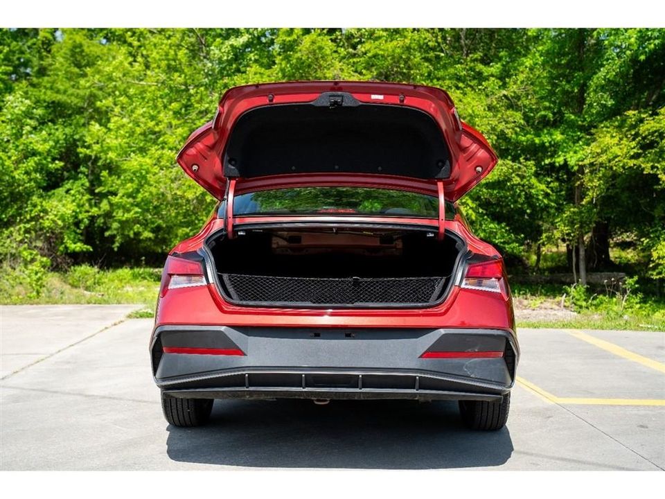 2024 Hyundai Elantra
