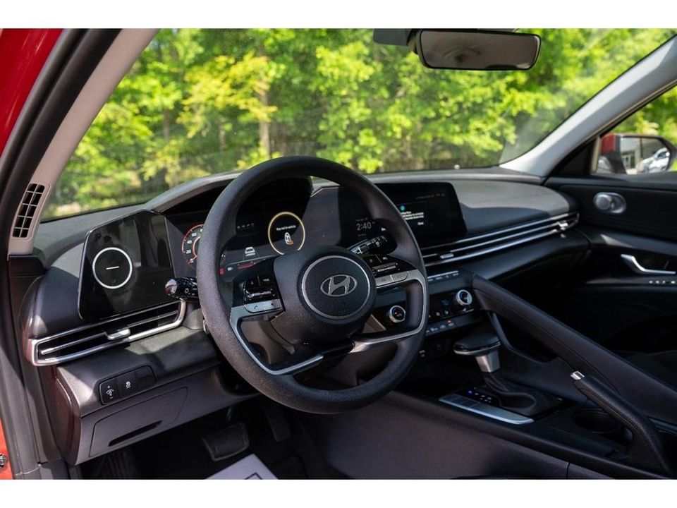 2024 Hyundai Elantra
