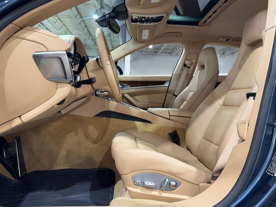 2014 Porsche Panamera