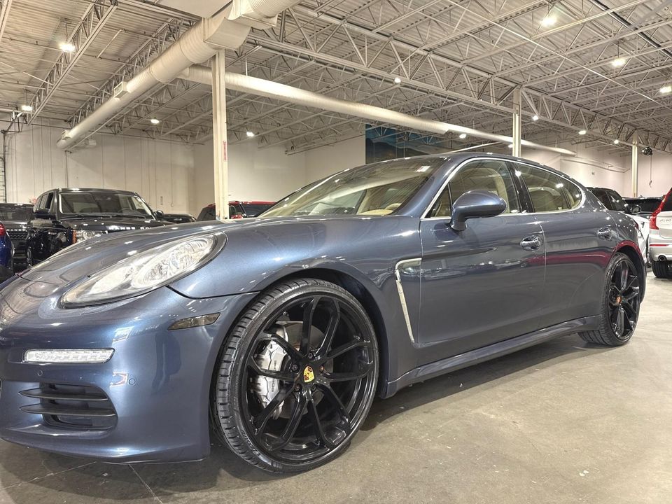 2014 Porsche Panamera