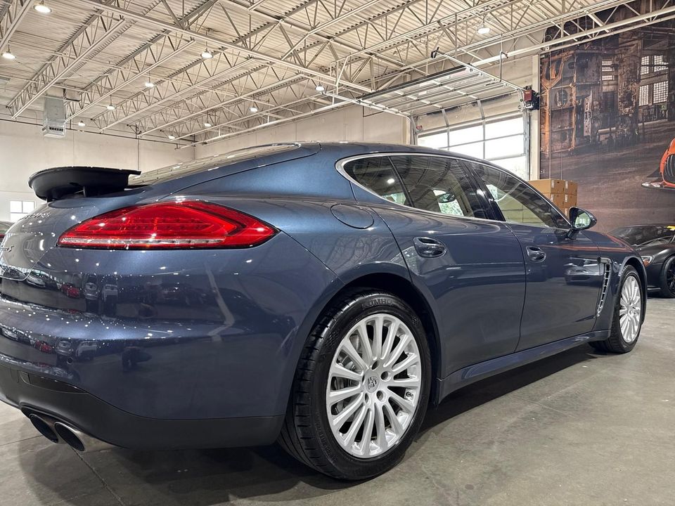 2014 Porsche Panamera