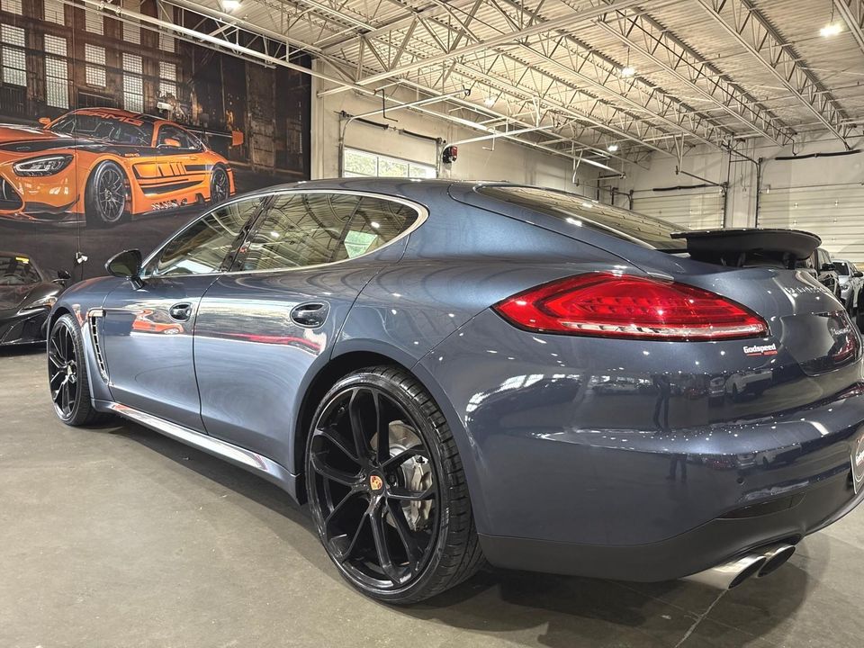2014 Porsche Panamera
