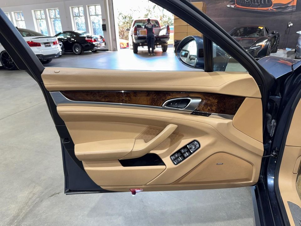 2014 Porsche Panamera
