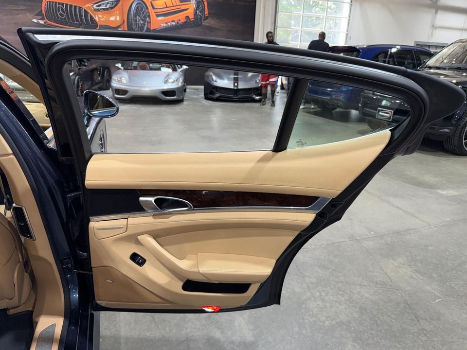 2014 Porsche Panamera