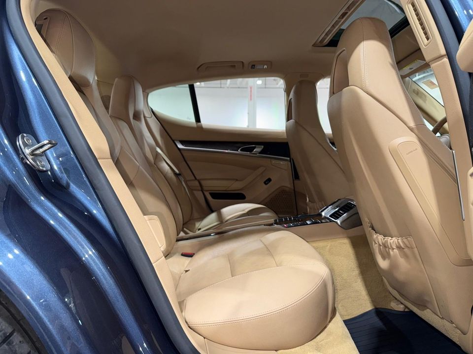 2014 Porsche Panamera