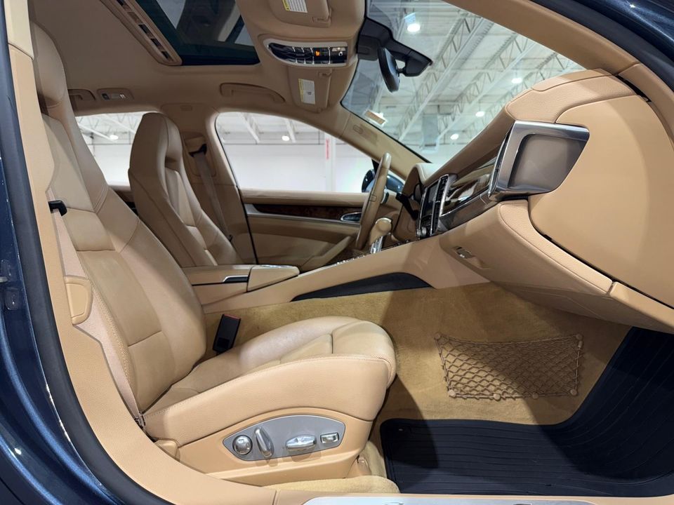 2014 Porsche Panamera
