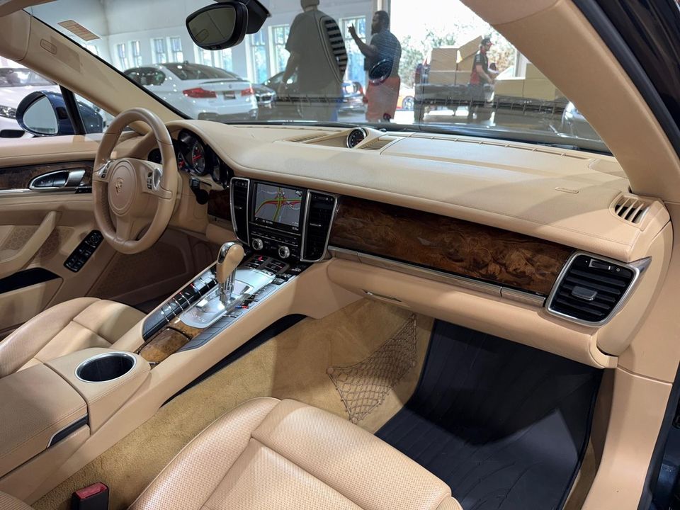 2014 Porsche Panamera