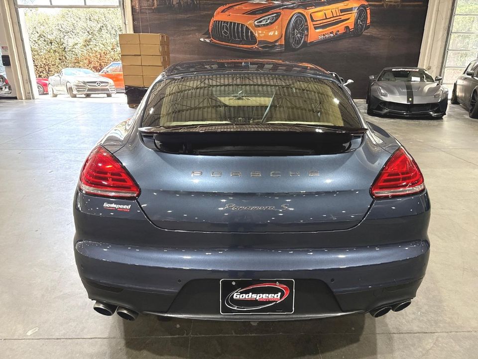 2014 Porsche Panamera