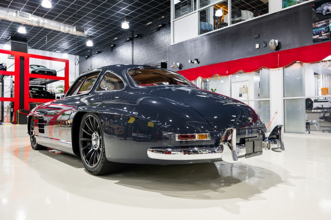 1955 Mercedes-Benz by Kindig Design 300 SL
