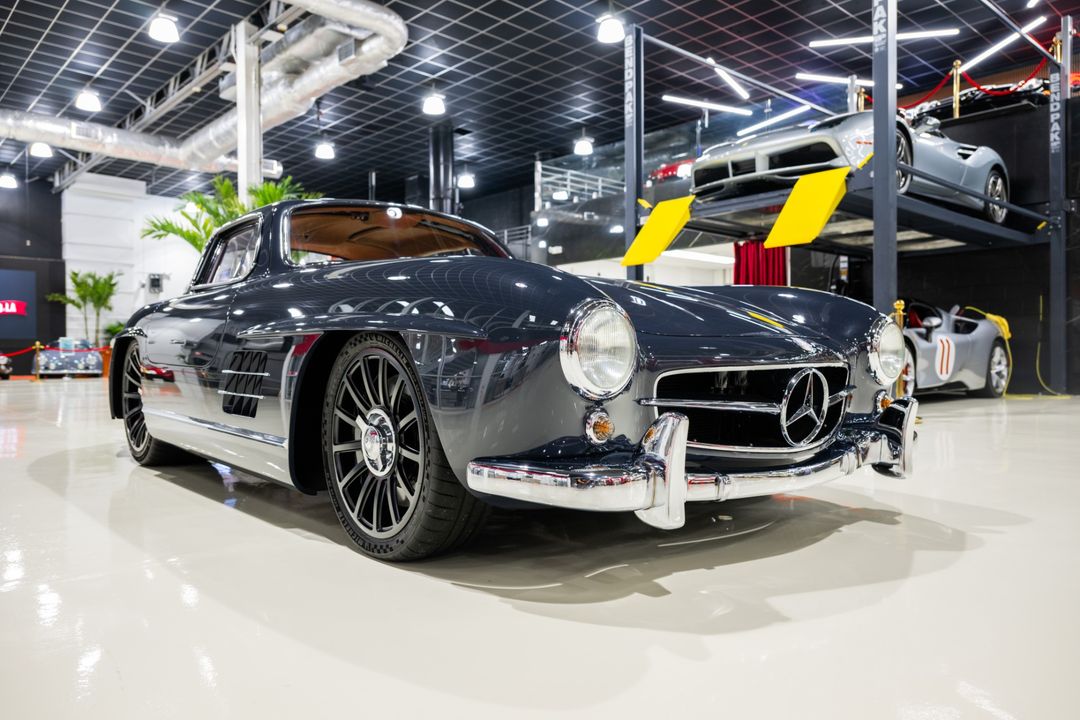 1955 Mercedes-Benz by Kindig Design 300 SL