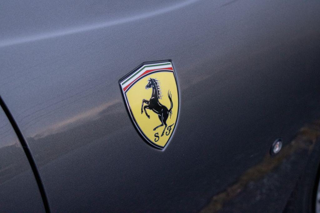 2022 Ferrari 812 GTS