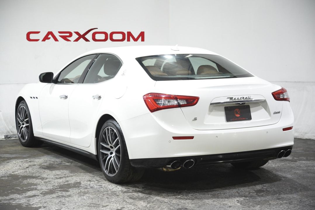 2017 Maserati Ghibli