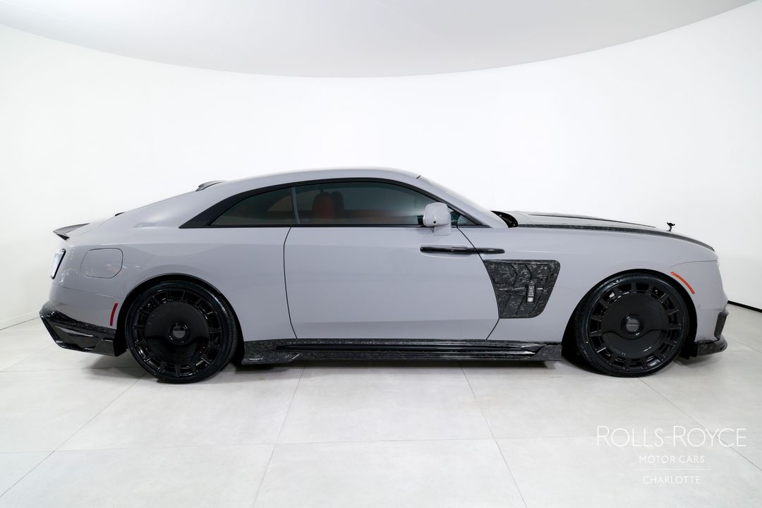 2025 Rolls-Royce Black Badge Spectre