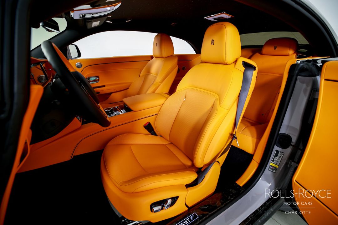 2025 Rolls-Royce Black Badge Spectre