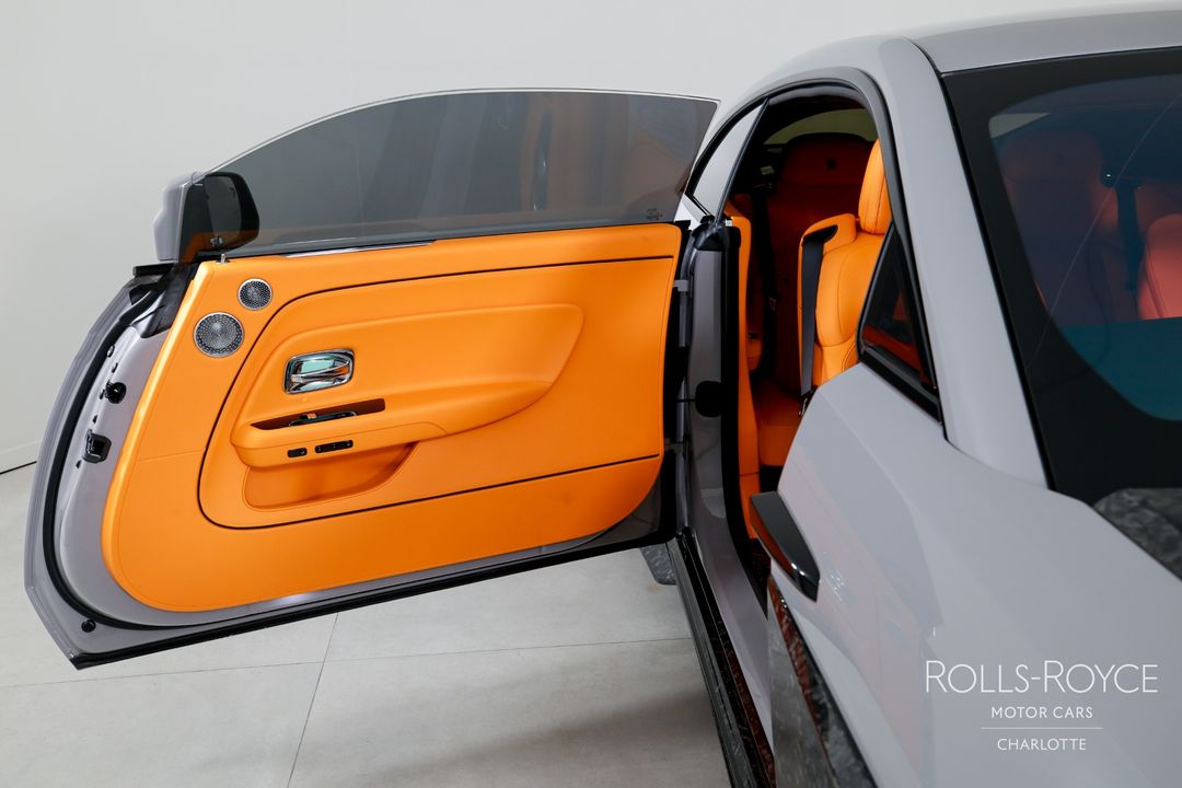 2025 Rolls-Royce Black Badge Spectre