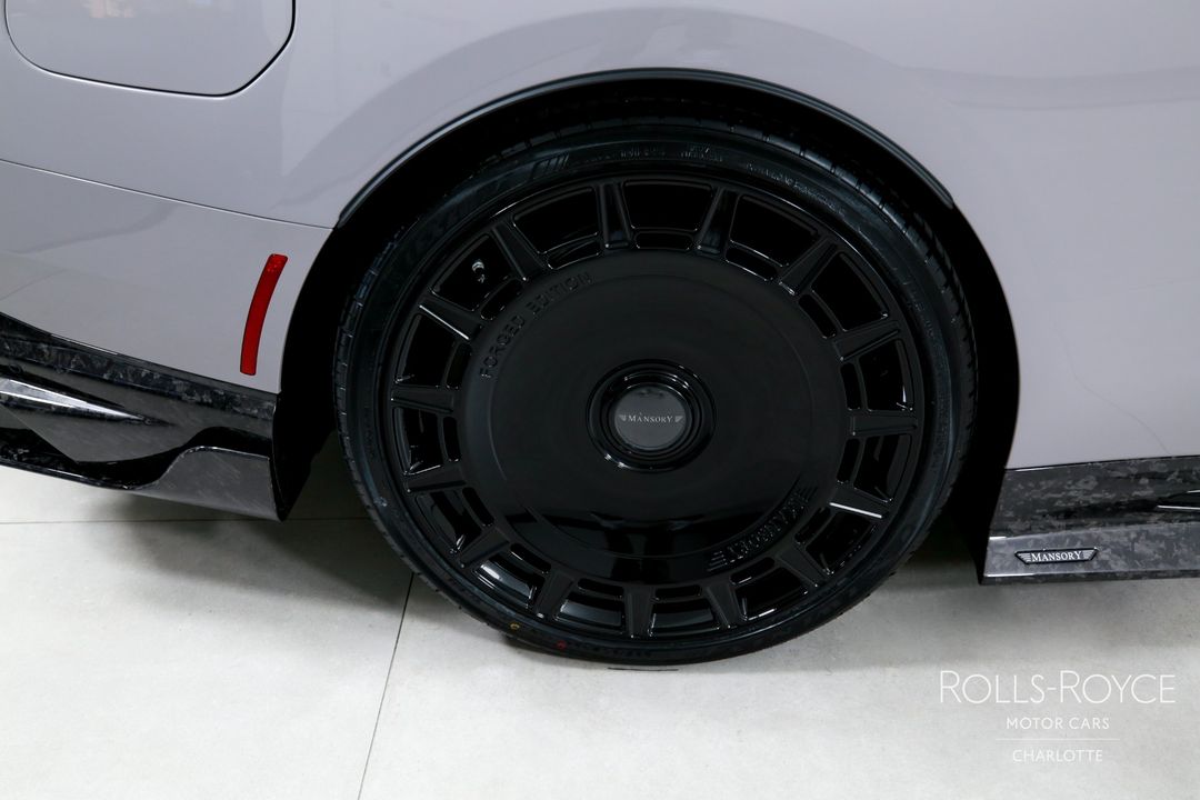 2025 Rolls-Royce Black Badge Spectre